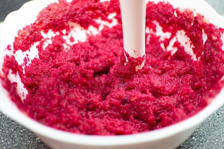 Mixing celery and beet puree