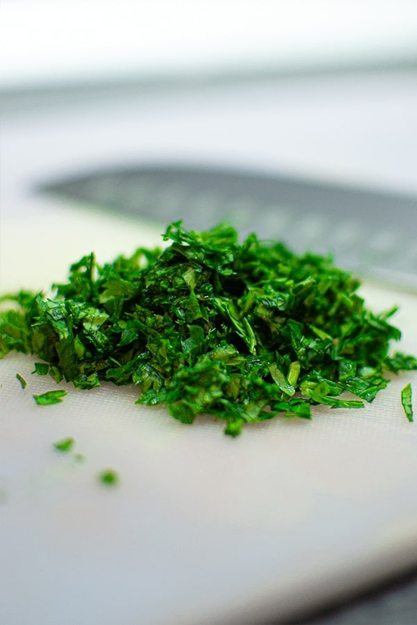 Minced parsley