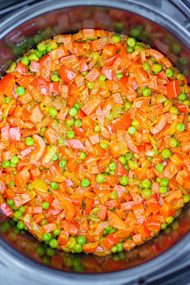 Grean peas with bell pepper and tomatoes for nando's spicy rice.