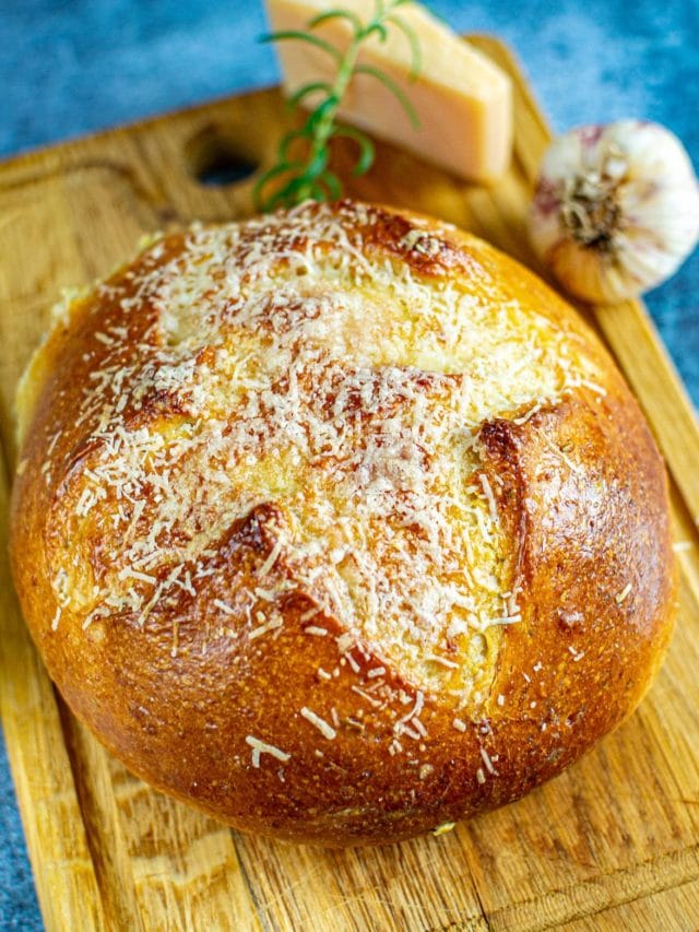 cropped-parmesan-rosemary-bread_20.jpg