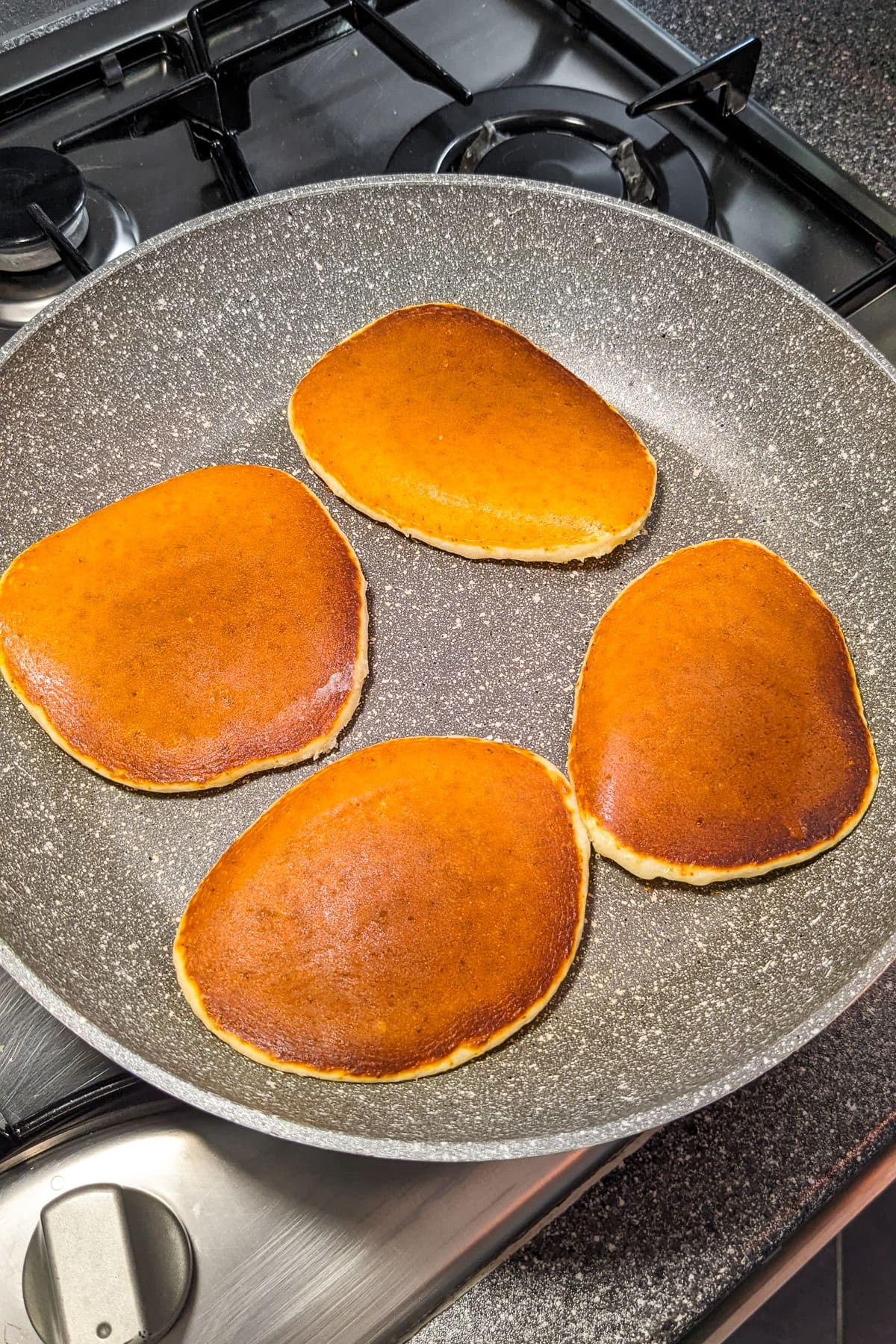 4 fried pancakes with condensed milk made from 4 ingredients only.