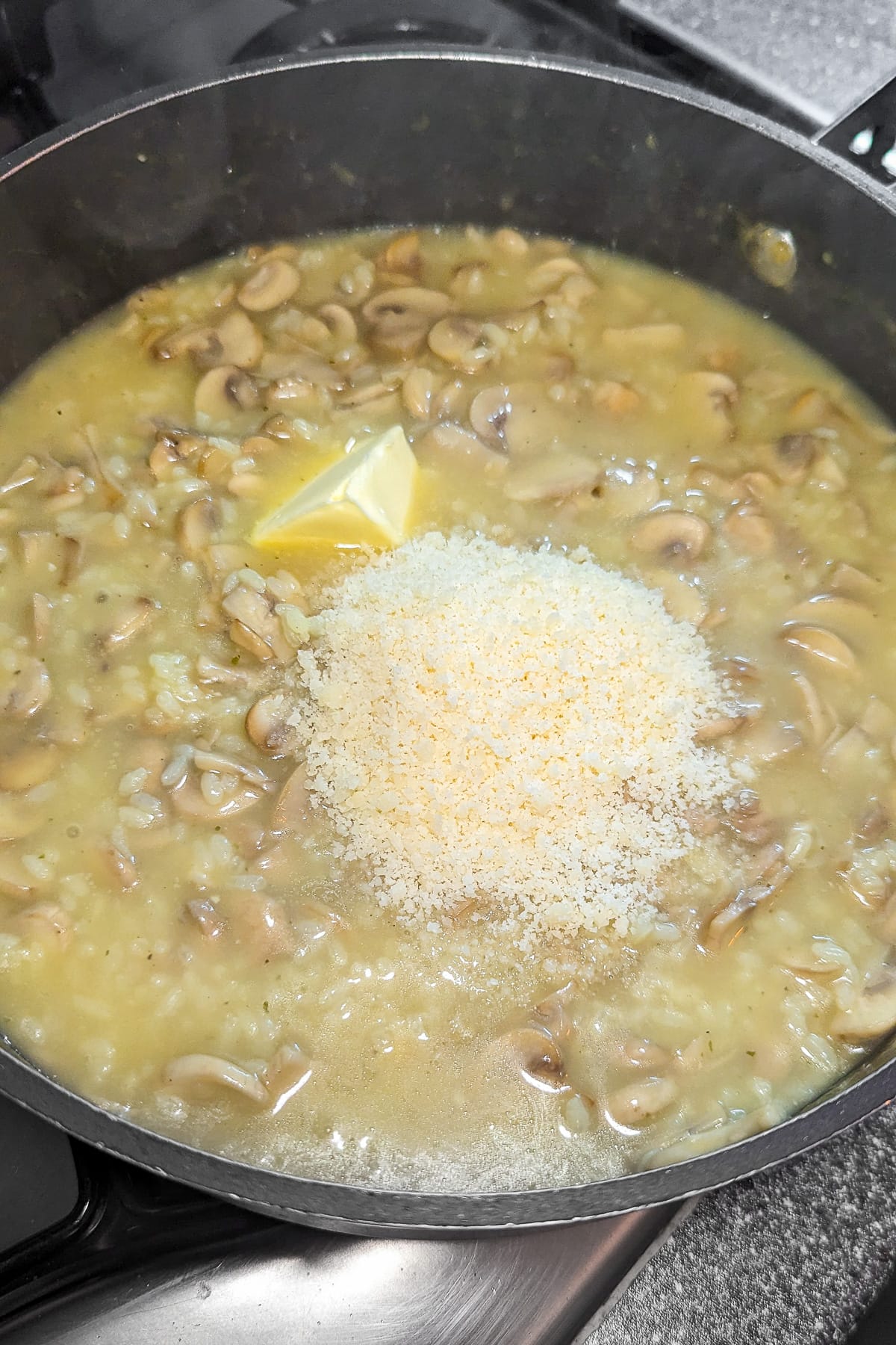 Creamy mushroom and rice sauce with parmesan and butter.